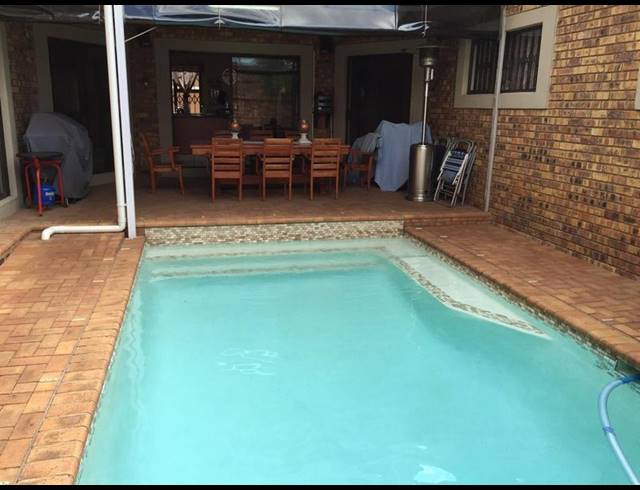 3 BEDROOM HOUSE FOR SALE IN CASSELDALE